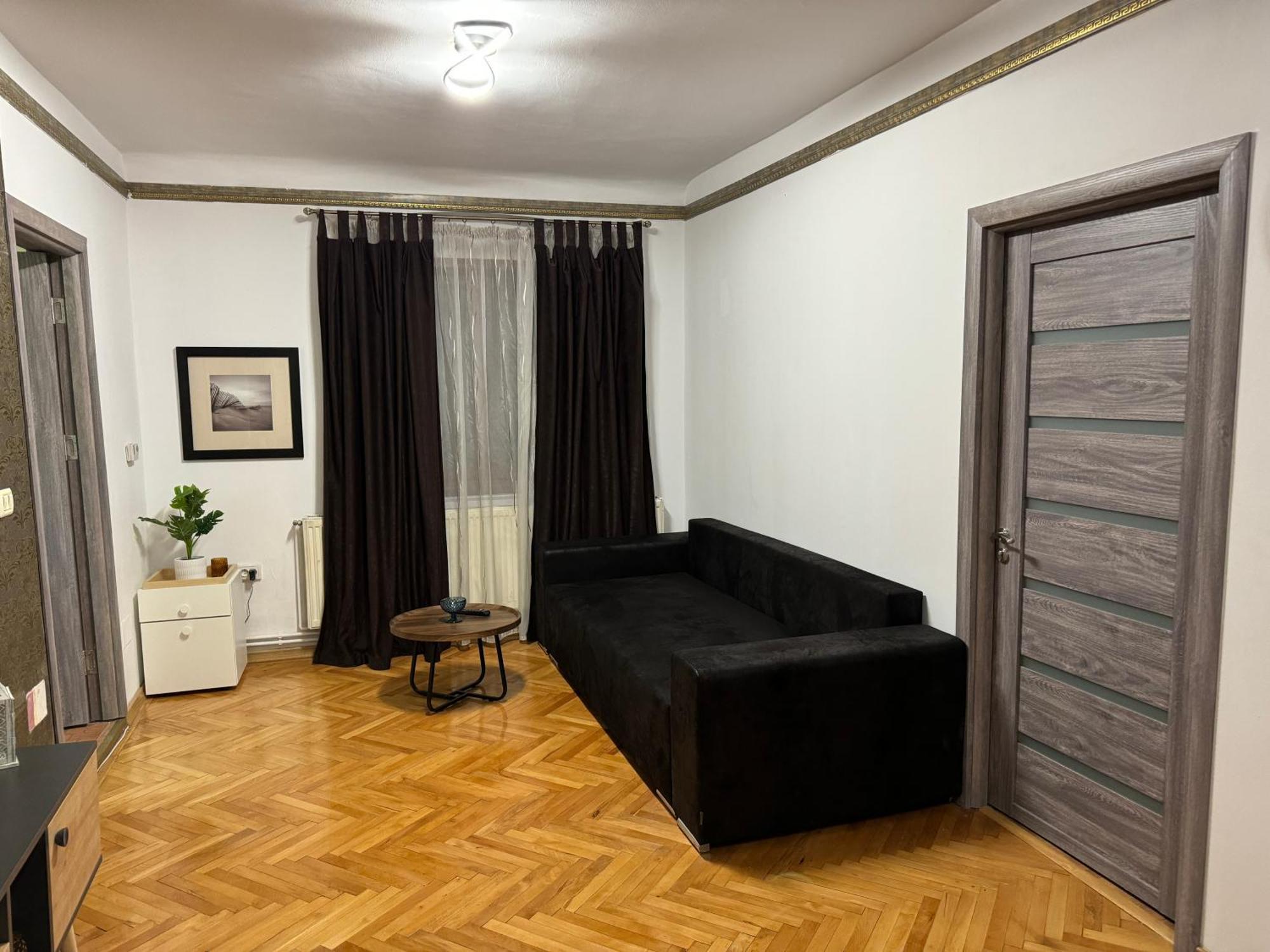 Apartment Muresenilor *